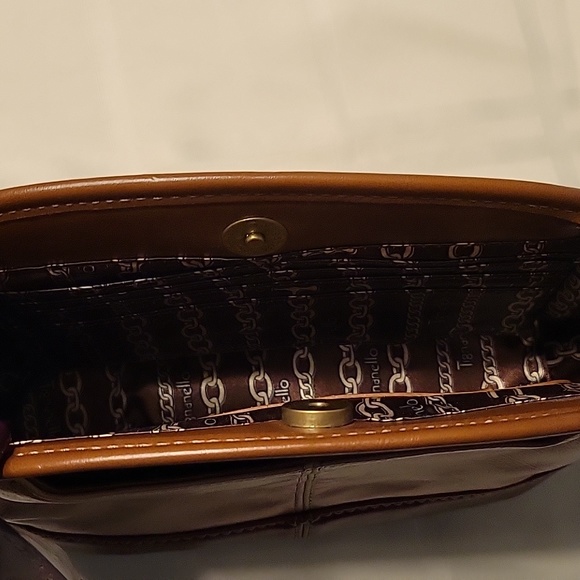 Tignanello NWT leather crossbody, Camel and tan - Picture 8 of 8